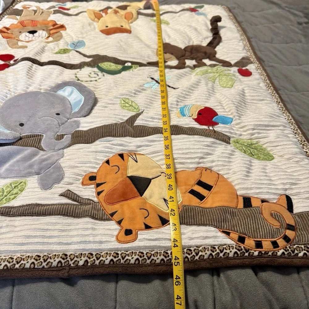 Lambs & Ivy Jungle Safari Friends Crib Quilt 45x35